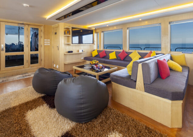 Red Sea Explorer Tauchsafari Lounge