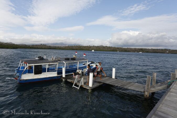 Tauchbasis Extra Divers Gawana Bali Tauchboot Steg
