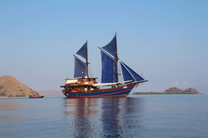 Tauchsafari Indonesien Moana Segelschiff
