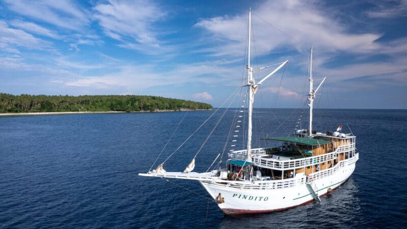 Tauchsafari Indonesien Pindito Segelschiff