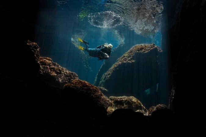 Tauchbasis Zakynthos Nero Sport Diving Center Unterwasser Felsen