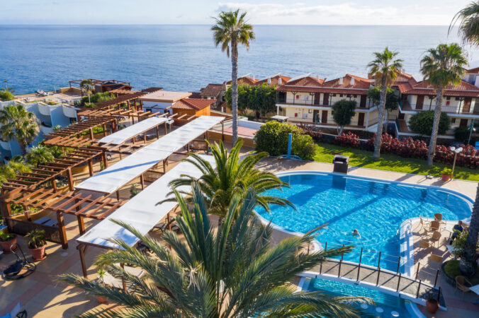 Sentido Galosol Resort Madeira Pool Meerblick