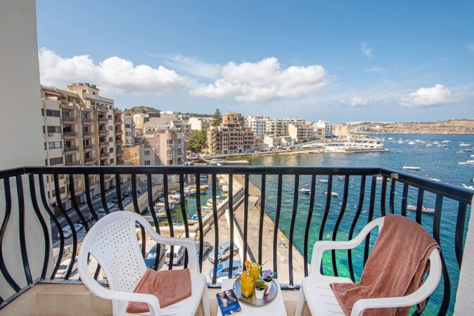 Gillieru Harbour Hotel Malta Balkon Hafen