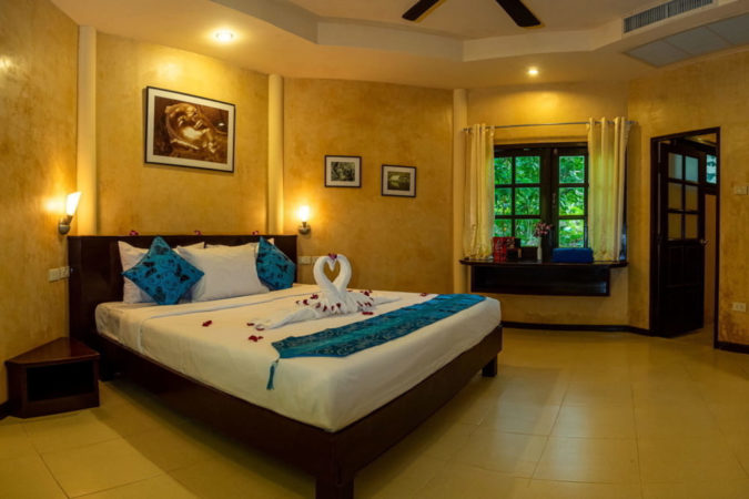 Palm Garden Resort Phuket Schlafzimmer