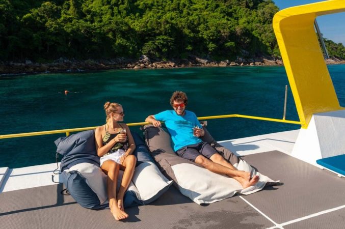 Tauchsafari Thailand Marco Polo Schiff Relaxen an Deck