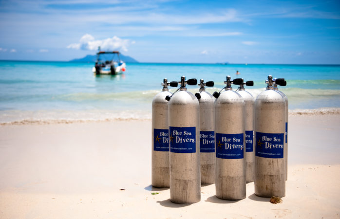 Blue Sea Divers Strand Flaschen