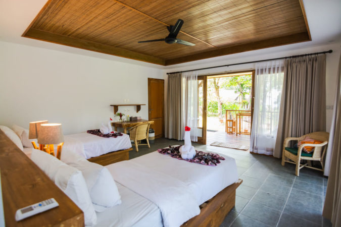 Murex Manado Resort Premium Deluxe Cottage Schlafzimmer