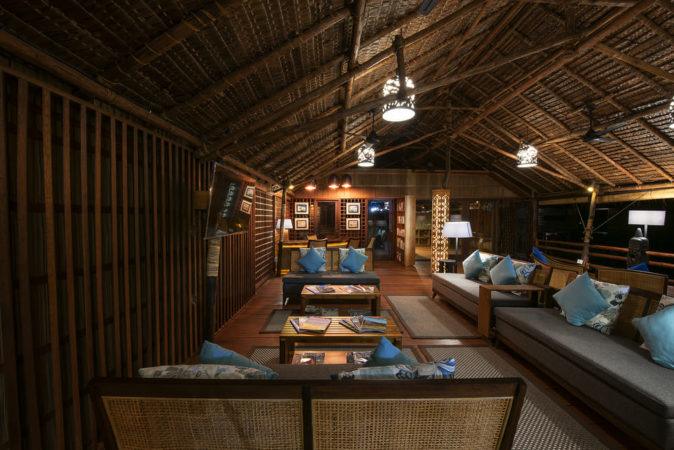 Papua Paradise Eco Resort TV Lounge