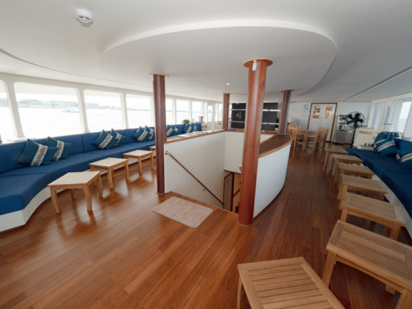 Tauchsafari Schiff Malediven Eco Pro Seascape Lounge Area