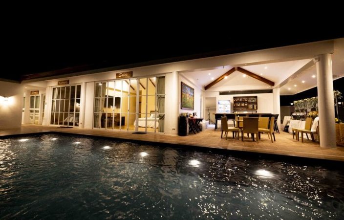 Philippinen Sipalay Homes bei Nacht